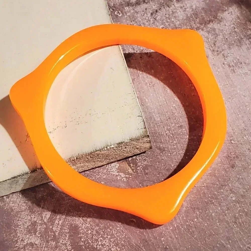 Irregular Triangle Orange New Vintage Y2K 90s Retro Structural Bangle Bracelet